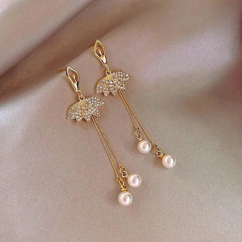 Ballet Diamond Pearl Drop Earrings fashionnsio