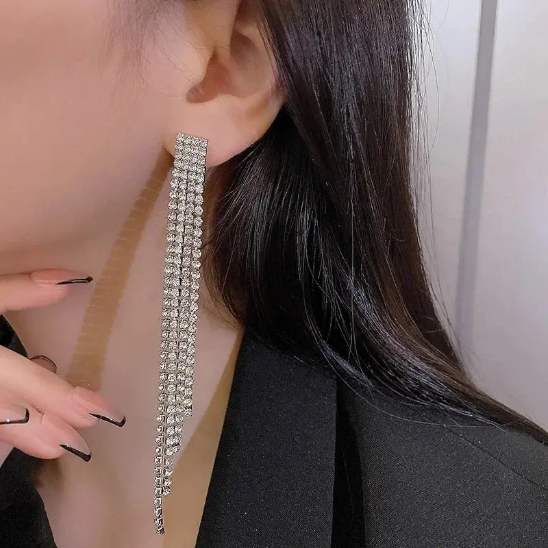 Diamond Long Fringed Rhinestone Earrings fashionnsio