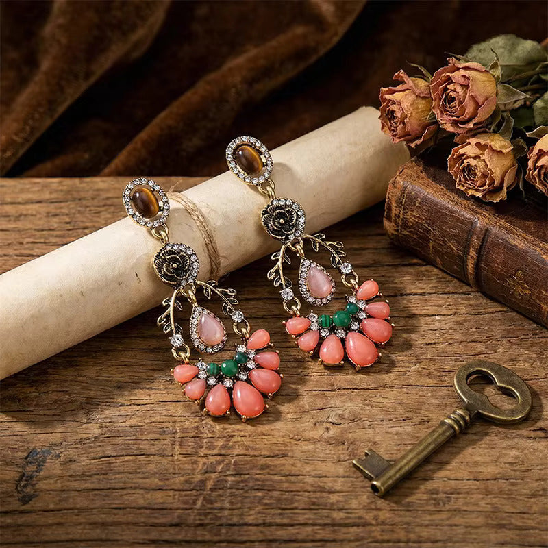 Victorian Palace Teardrop Earrings - Fashionnsio