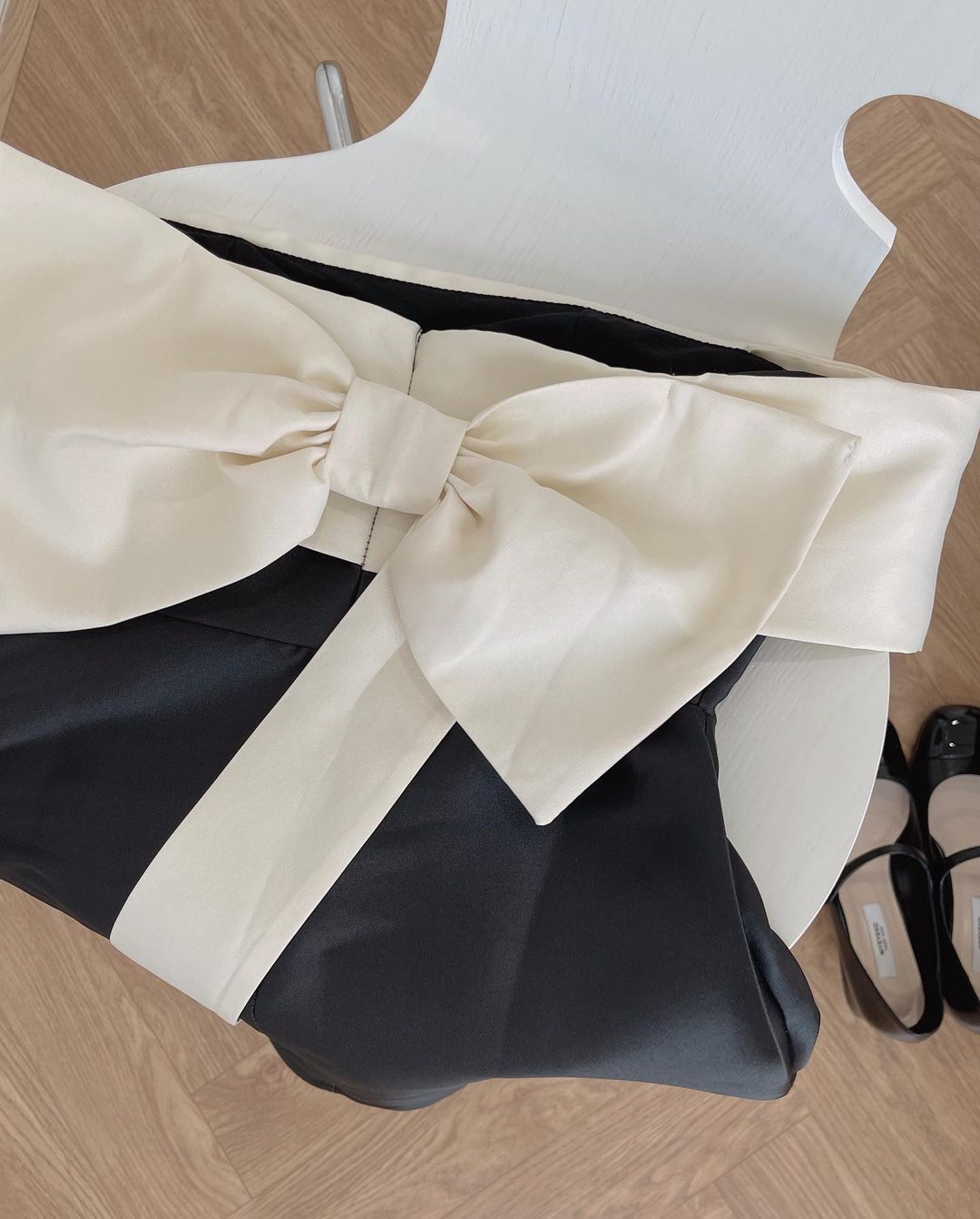 Off Shoulder Bow Mini Dress fashionnsio