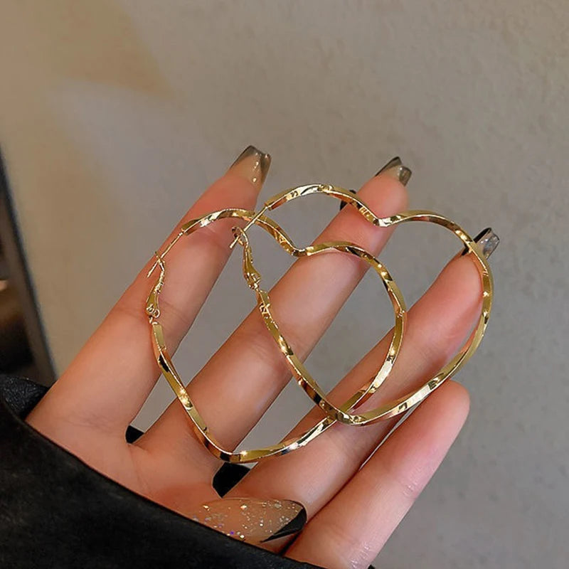 Heart Twisted Hoop Earrings fashionnsio