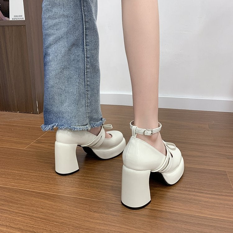 Patent Leather Mary Jane Heels - Fashionnsio