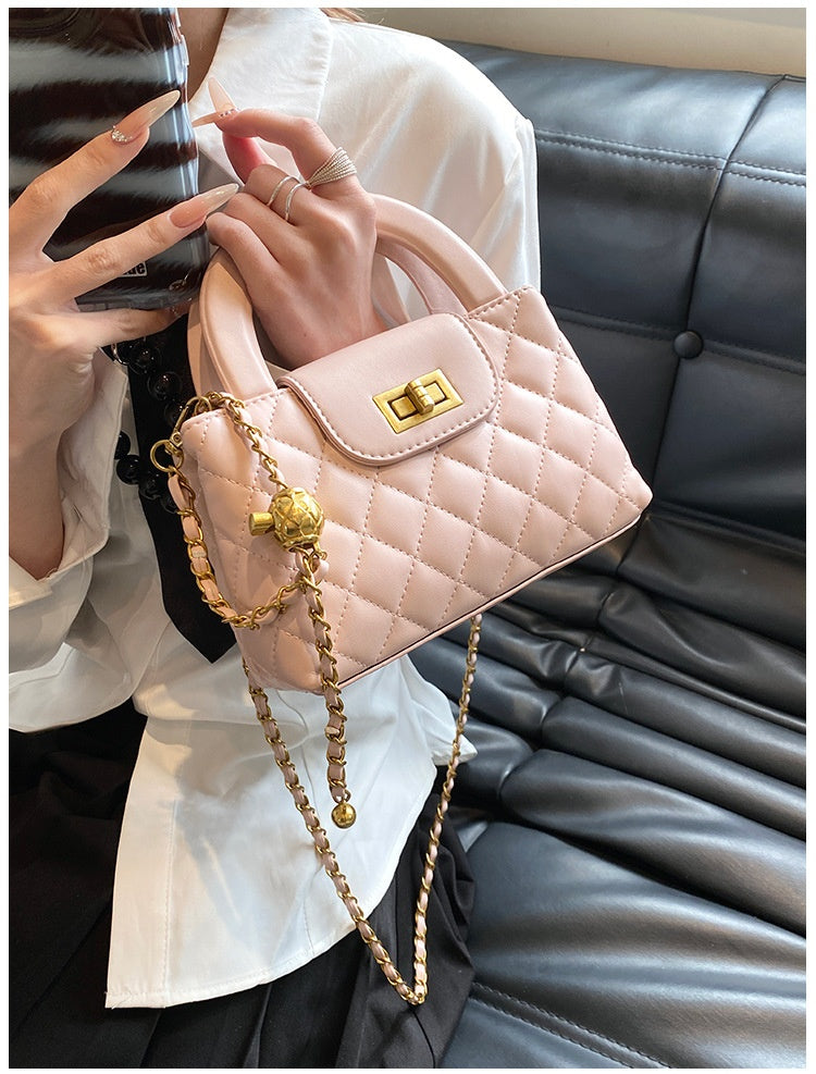 Quilted Chain Luxury Handbags/Sling Bags