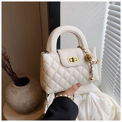 Quilted Chain Luxury Handbags/Sling Bags