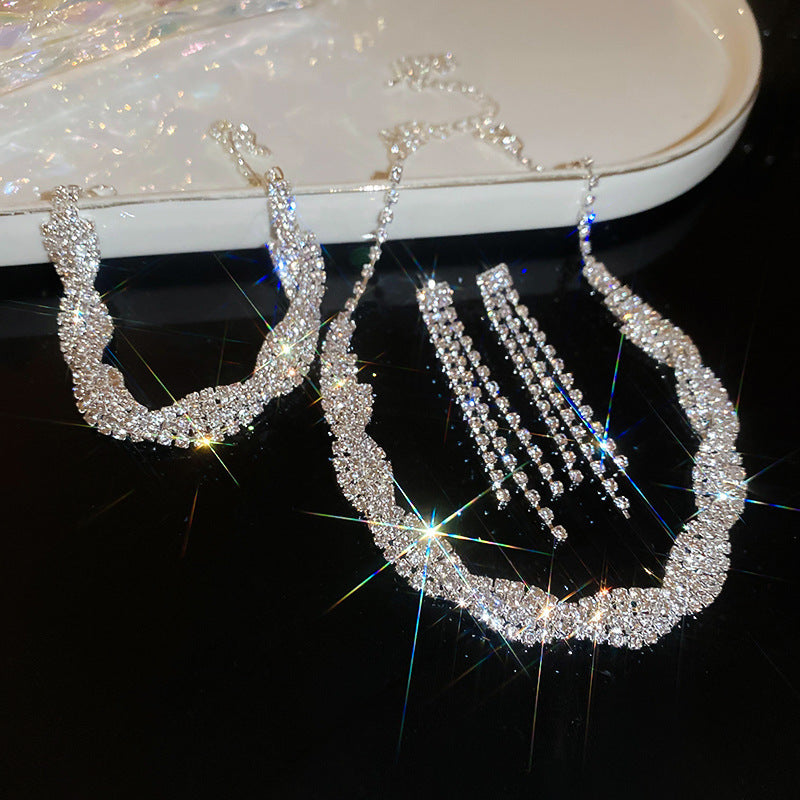 Glamour Diamond Necklace Set - Fashionnsio