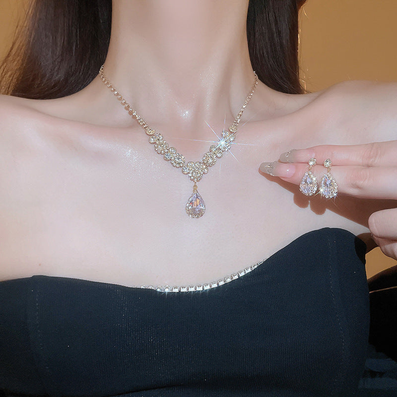 Radiance Teardrop Necklace Set - Fashionnsio