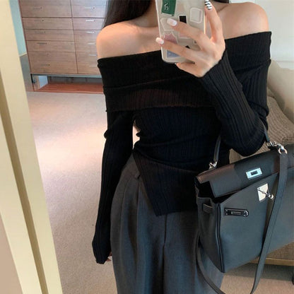 Off-Shoulder Asymmetrical Knitted Top