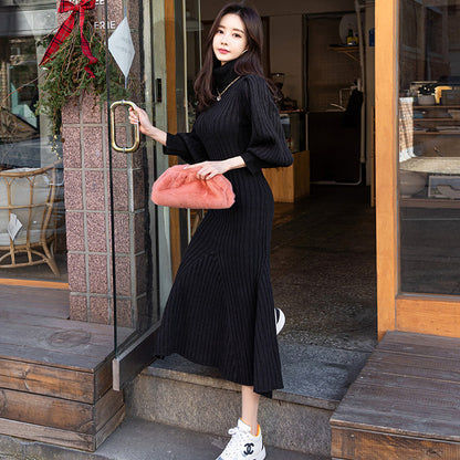 Turtleneck Knitted Dress With Belt