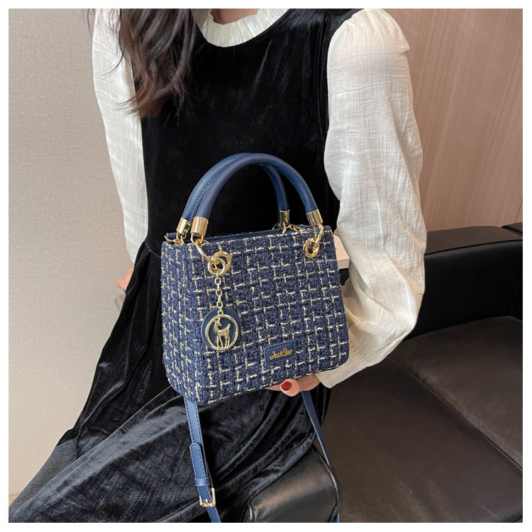 Chic Tweed Handbags - Fashionnsio