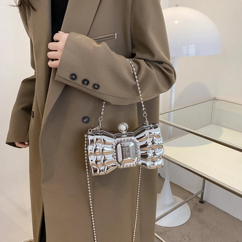 Bow Shaped Diamond Clutch Handbags fashionnsio