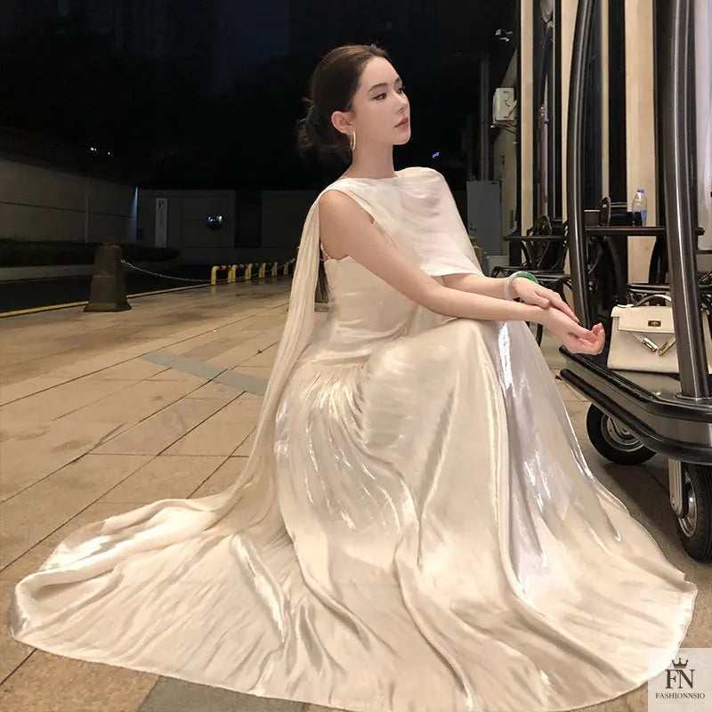 Pleated Long Dress With Scarf - Fashionnsio