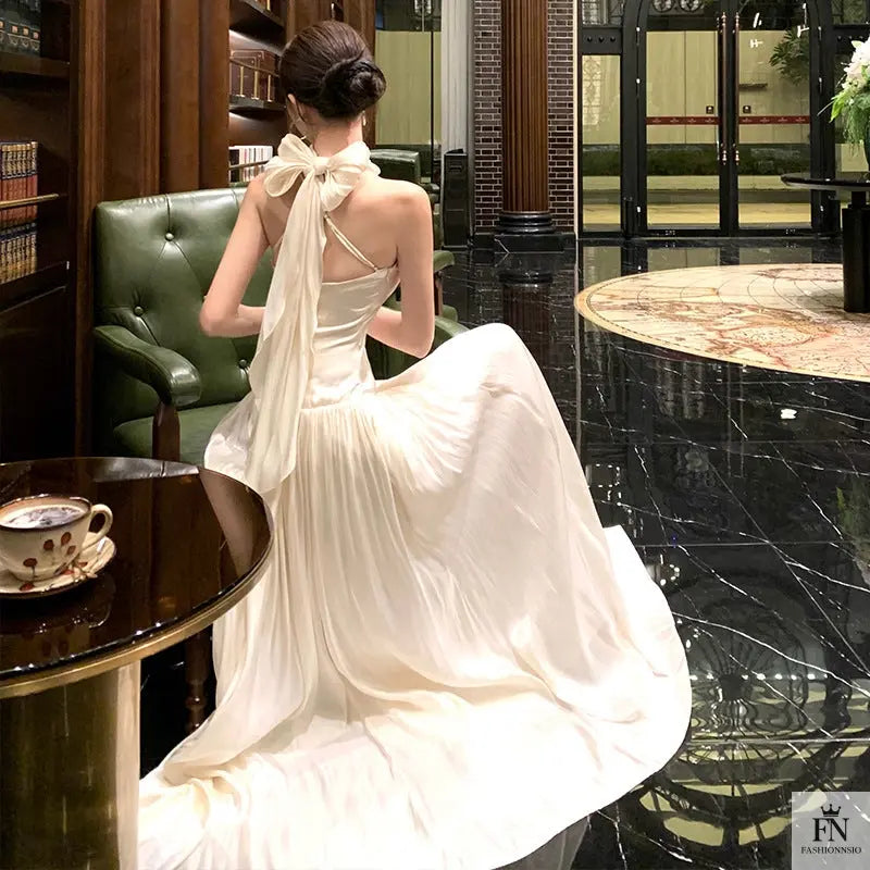 Pleated Long Dress With Scarf - Fashionnsio