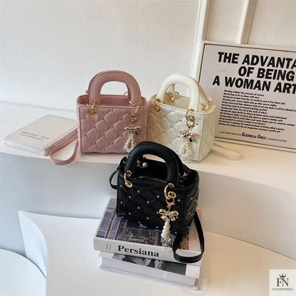 Quilted Diamond Embroidered Handbags - Fashionnsio