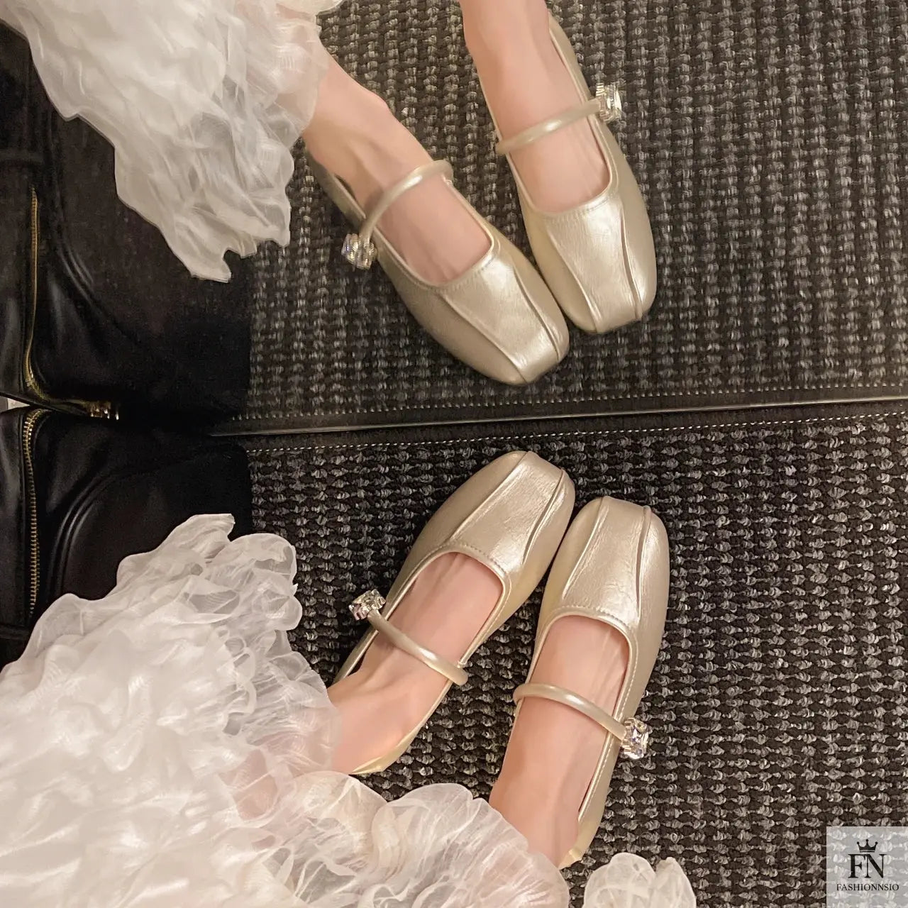 Diamond Strap Ballerina Flats - Fashionnsio