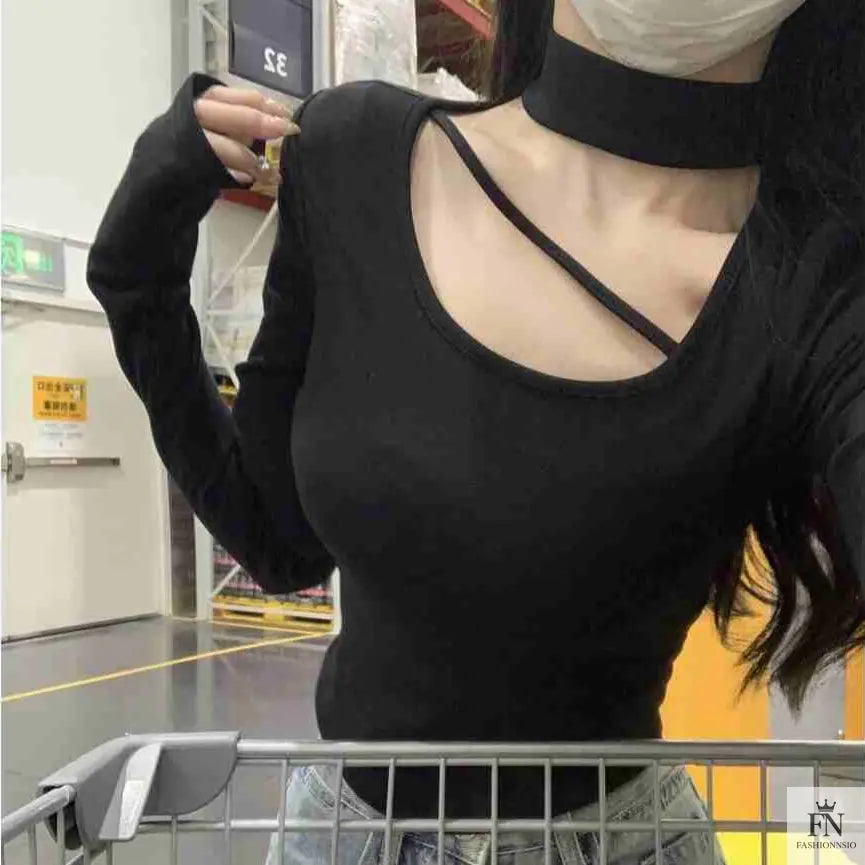 Turtle Neck Cut Out Crop Top - Fashionnsio