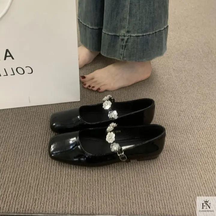 Floral Embellish Mary Jane Flats - Fashionnsio