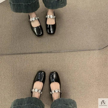 Floral Embellish Mary Jane Flats - Fashionnsio
