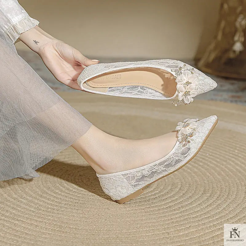 Flower Embellish Lace Belle Flats - Fashionnsio