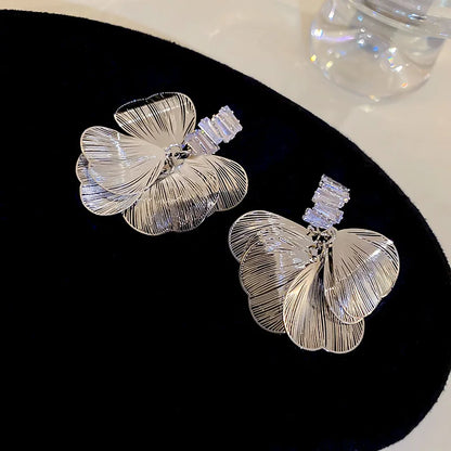 Flower Petals Diamond Stud Earrings fashionnsio