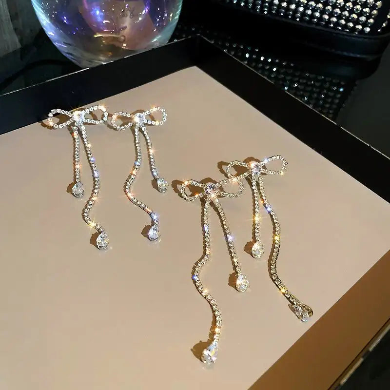 Rhinestone Crystal Bowknot Long Earrings fashionnsio