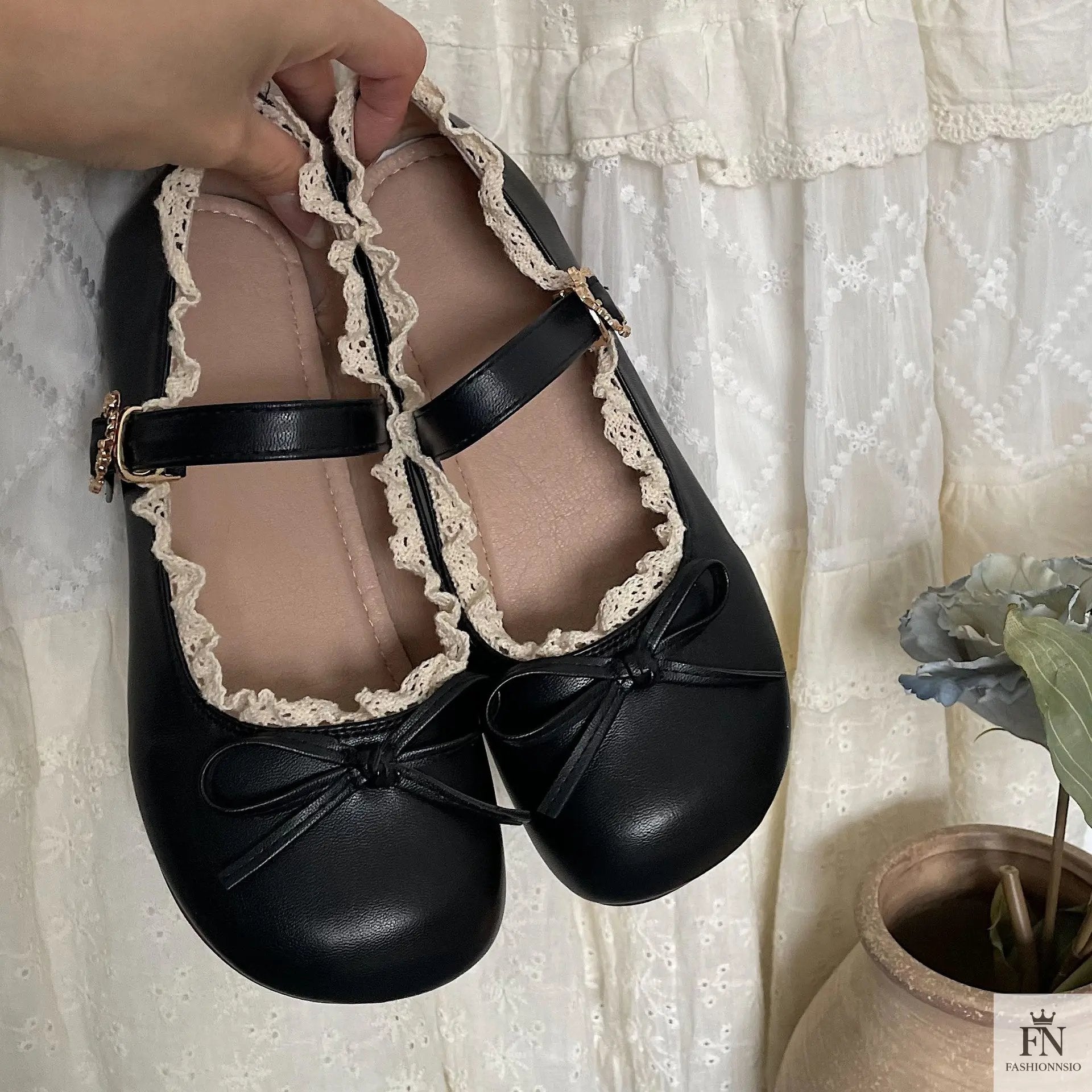 Lace Bow Mary Jane Flats - Fashionnsio