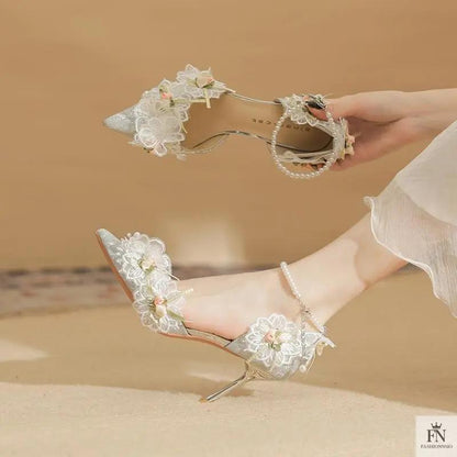 Lace Flower Pearl Pointed Heels - Fashionnsio