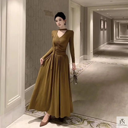 Pleated Long Dress With Scarf - Fashionnsio