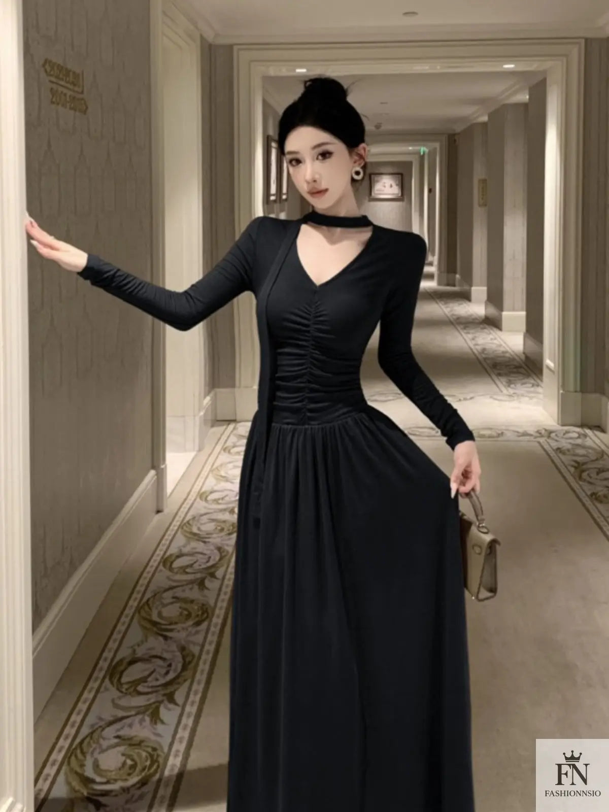 Pleated Long Dress With Scarf - Fashionnsio