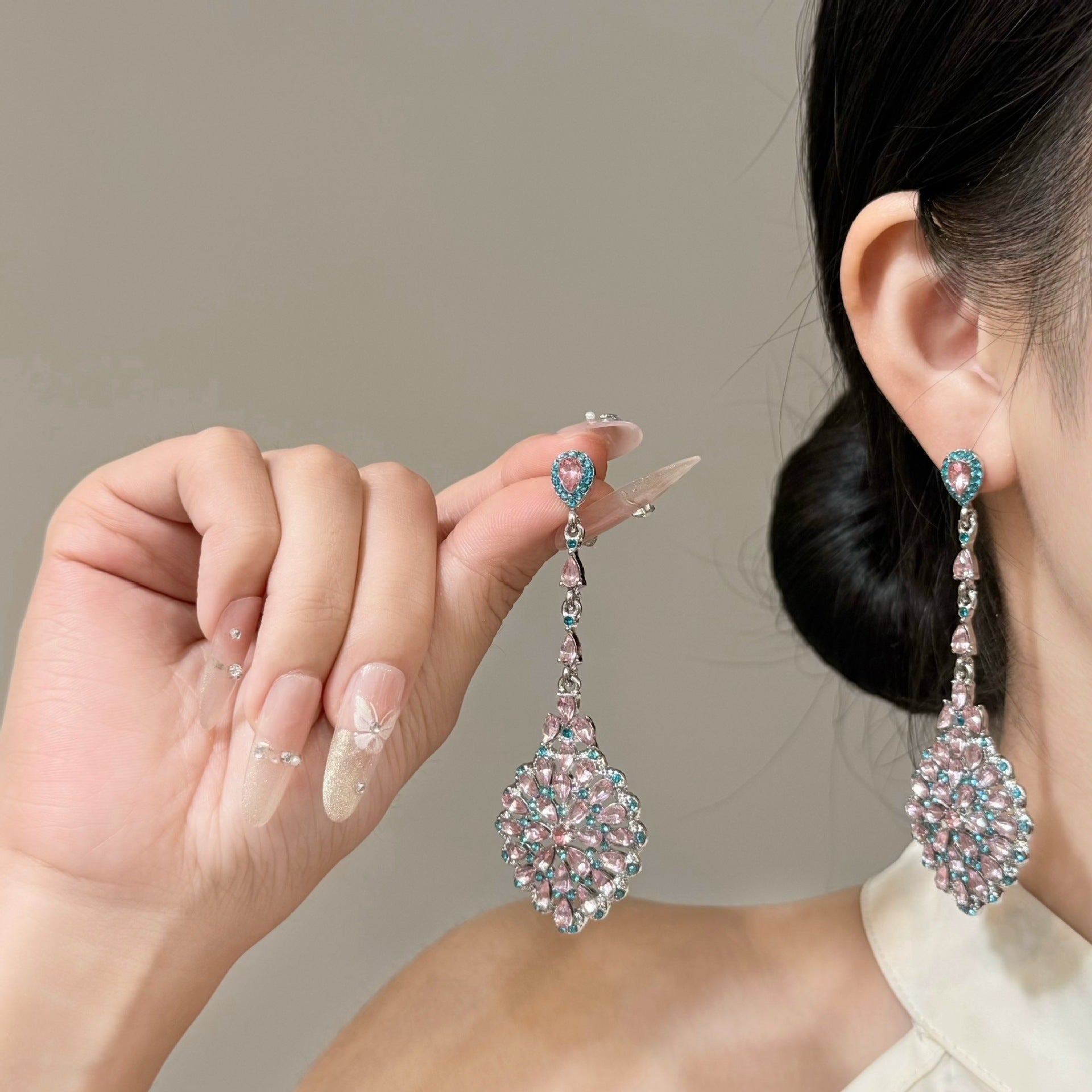 Rhinestone Dangle Earrings - Fashionnsio