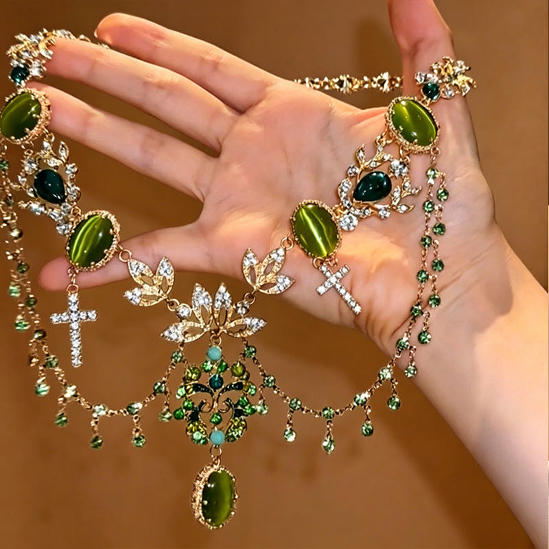 Emerald Dynasty Crystal Necklace - Fashionnsio