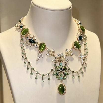 Emerald Dynasty Crystal Necklace - Fashionnsio