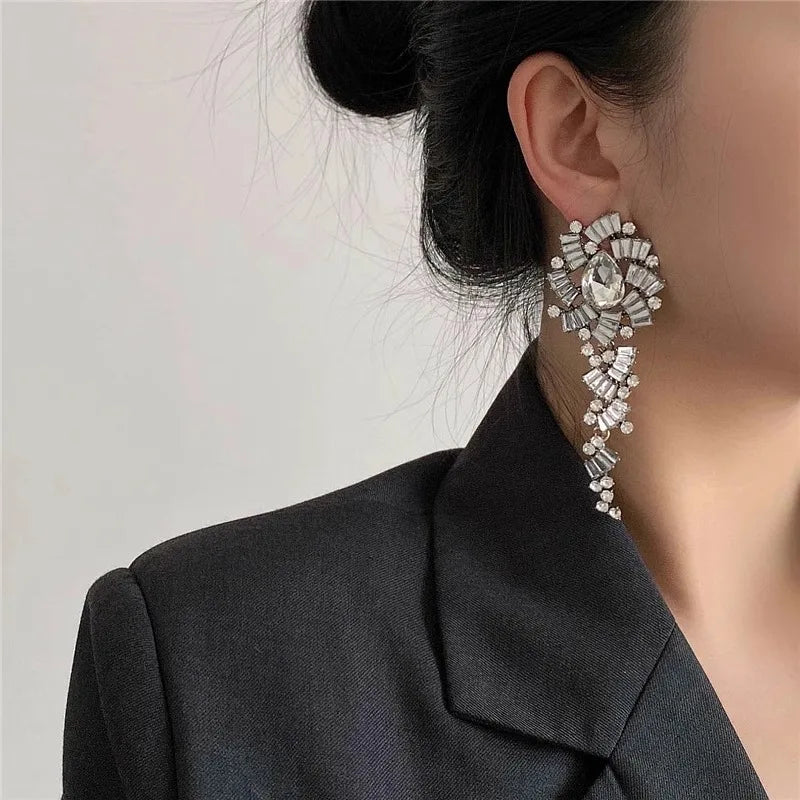 Flower Inlaid Diamond Long Earrings fashionnsio