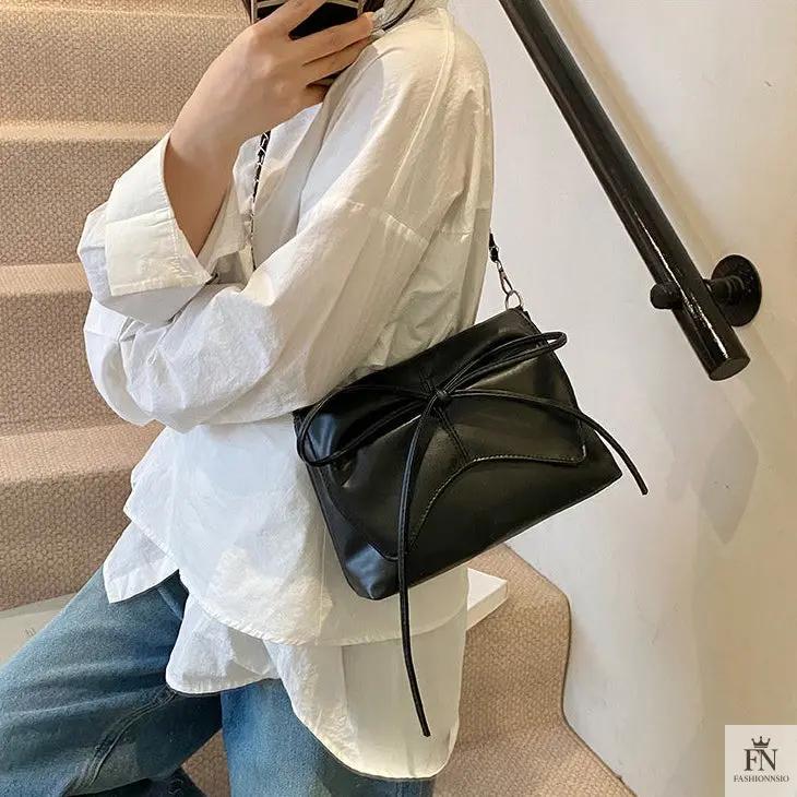 Pearlescent Chain Bow Sling Bags - Fashionnsio