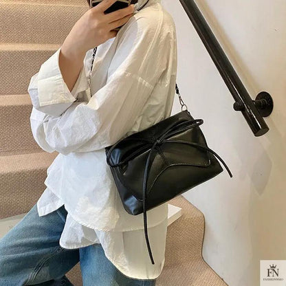 Pearlescent Chain Bow Sling Bags - Fashionnsio