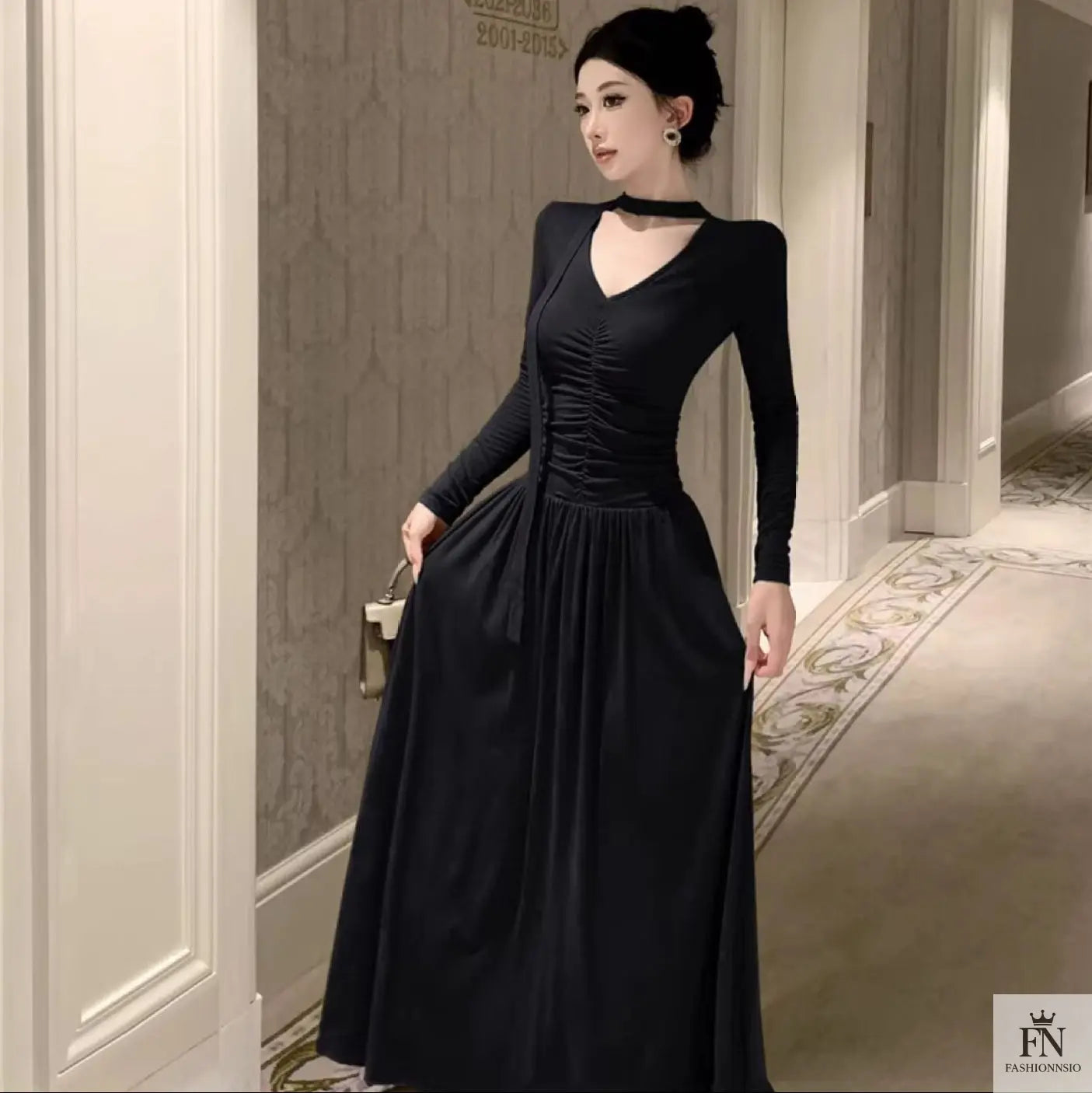 Pleated Long Dress With Scarf - Fashionnsio