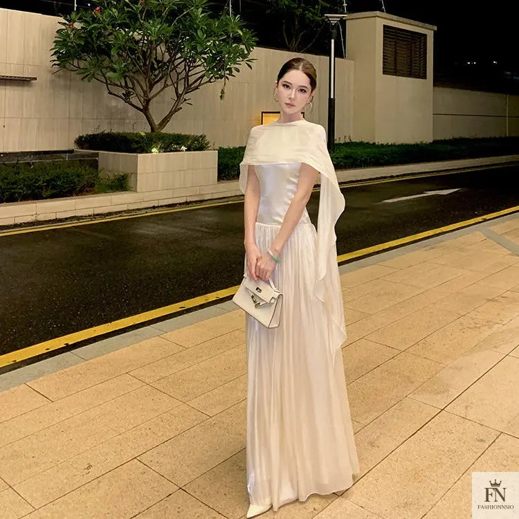 Pleated Long Dress With Scarf - Fashionnsio