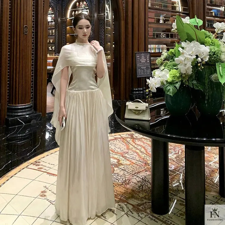 Pleated Long Dress With Scarf - Fashionnsio