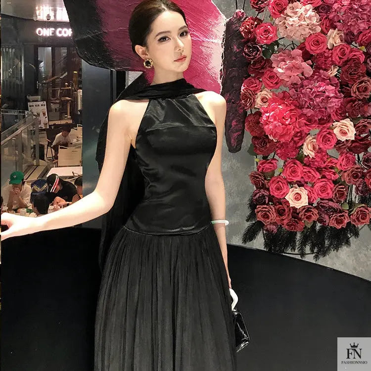 Pleated Long Dress With Scarf - Fashionnsio