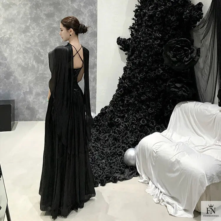 Pleated Long Dress With Scarf - Fashionnsio