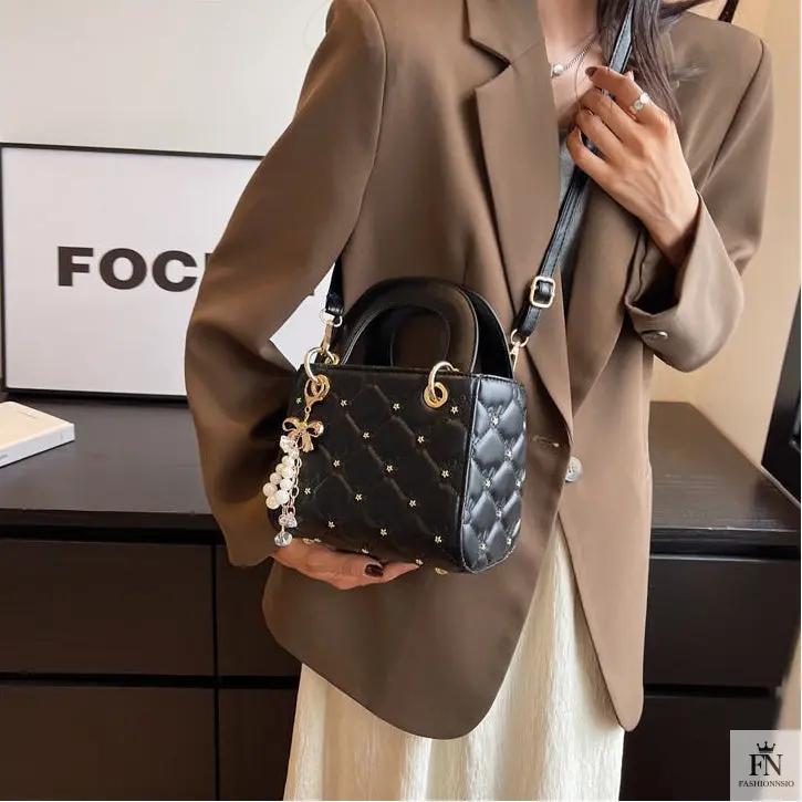 Quilted Diamond Embroidered Handbags - Fashionnsio