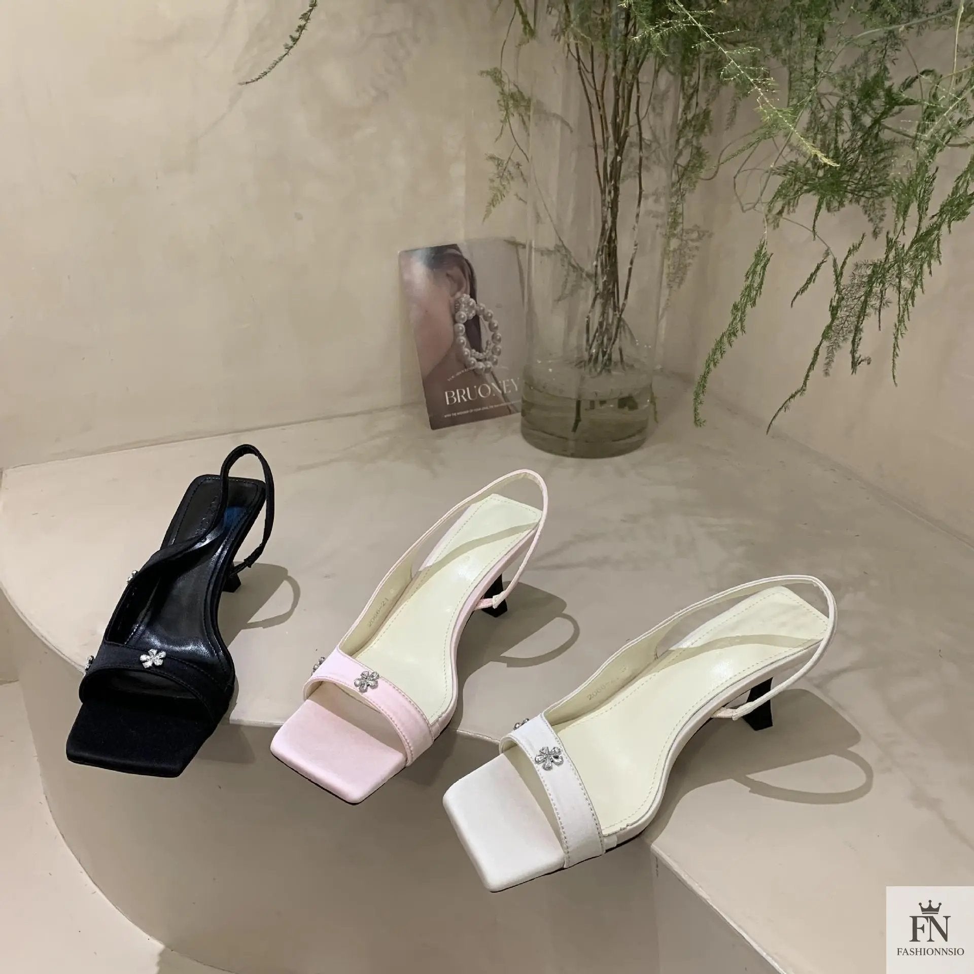 Rhinestone Flower Square Toe Heels - Fashionnsio