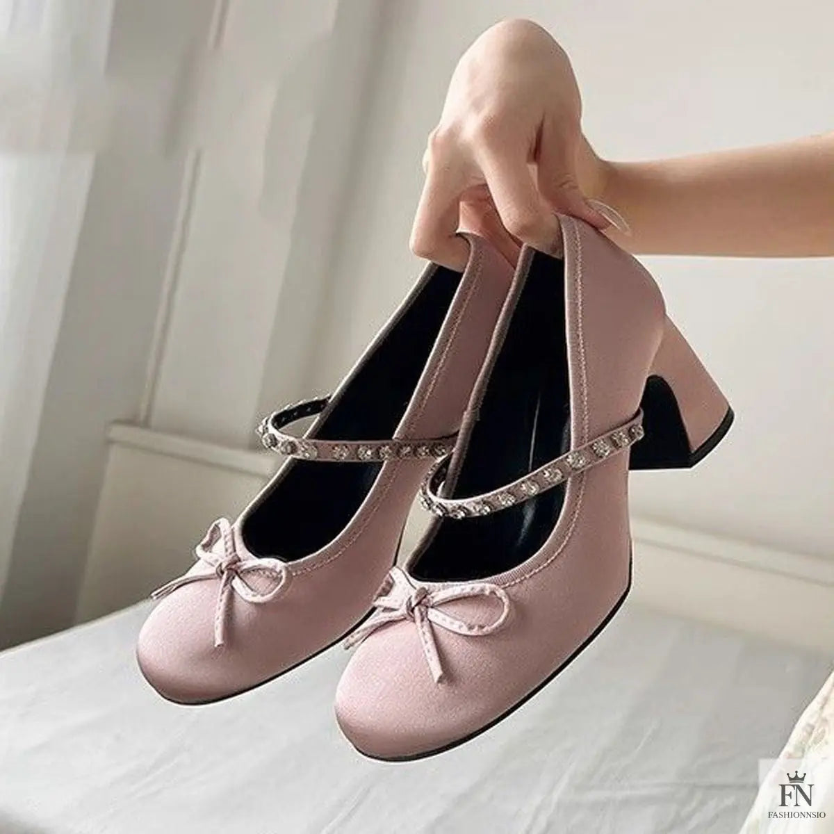 Rhinestone Strap Bow Block Heels - Fashionnsio