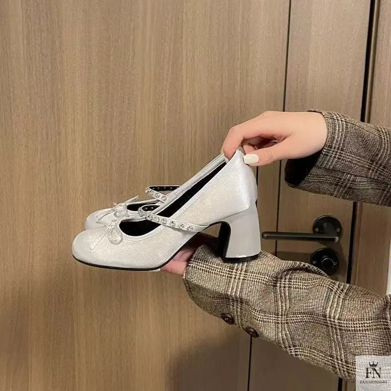 Rhinestone Strap Bow Block Heels - Fashionnsio