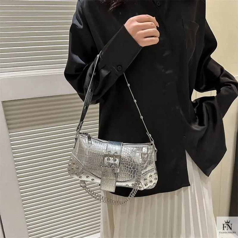 Rivet Chain Buckle Shoulder Bags - Fashionnsio