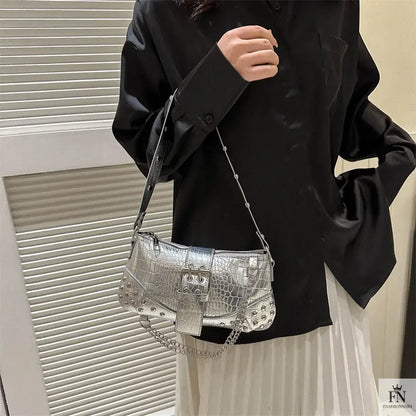 Rivet Chain Buckle Shoulder Bags - Fashionnsio