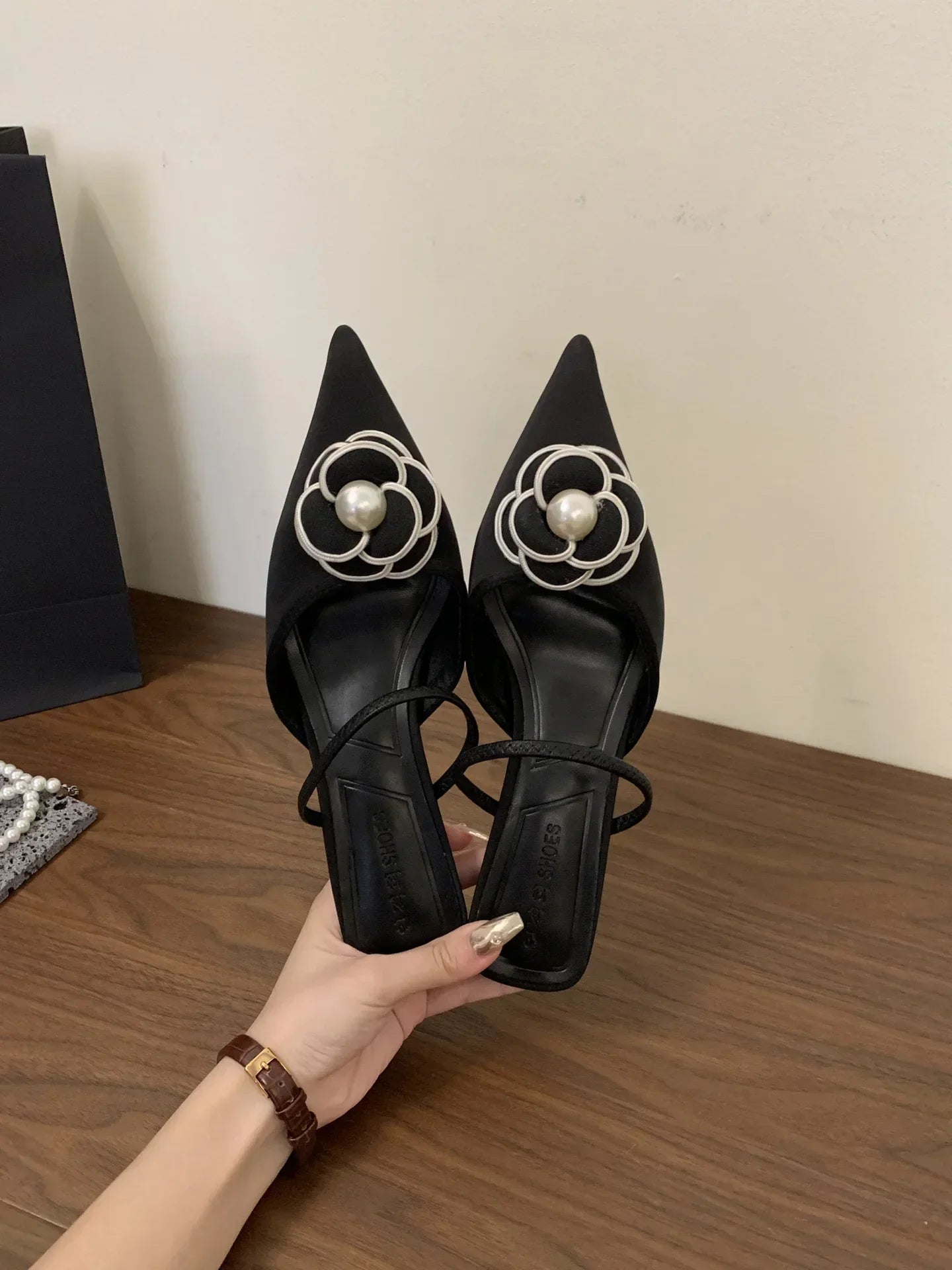 Floral Embellish Pointed Toe Heels - Fashionnsio