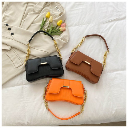 Embossing Chain Shoulder Bags fashionnsio