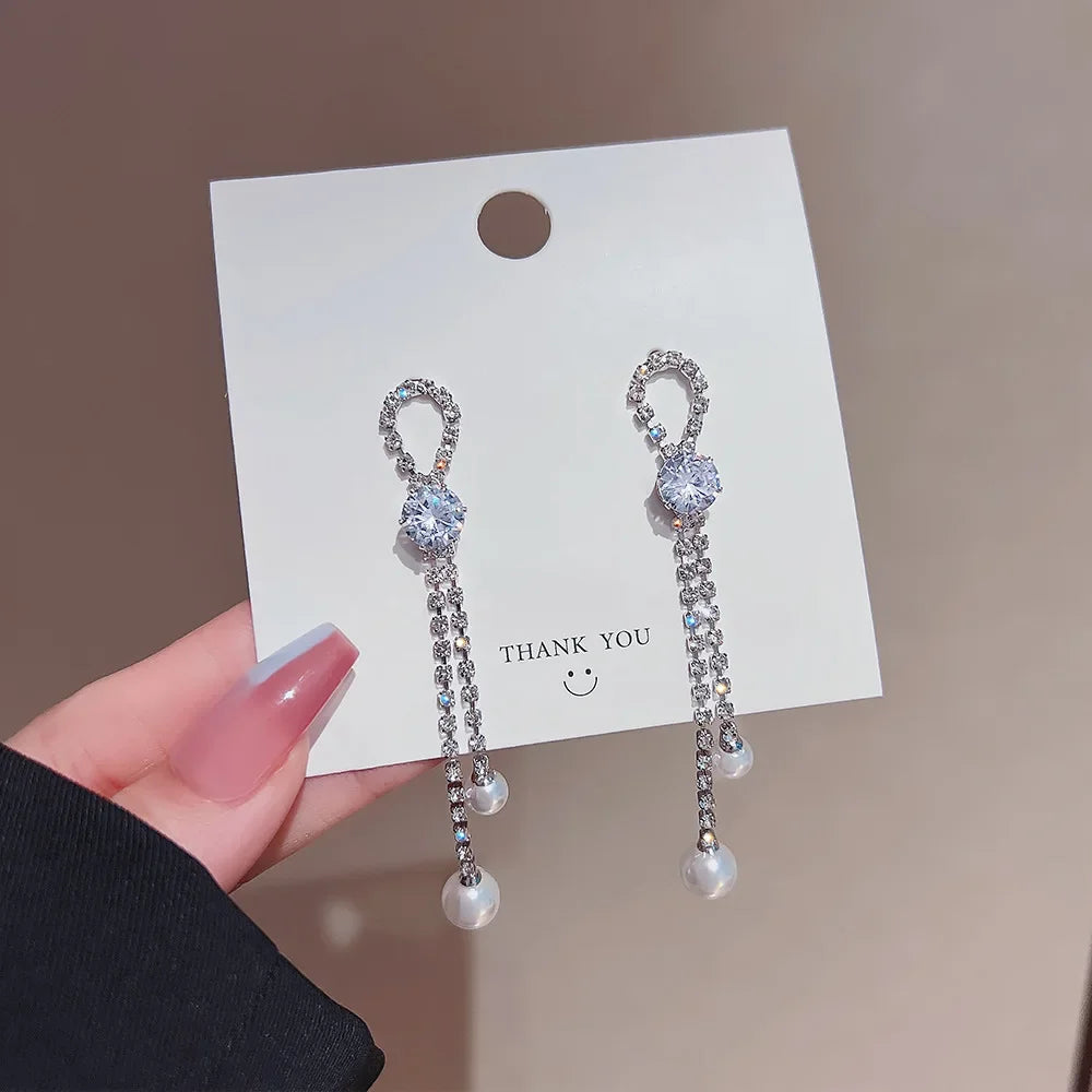 Fashionable Diamond Pearl Earrings fashionnsio