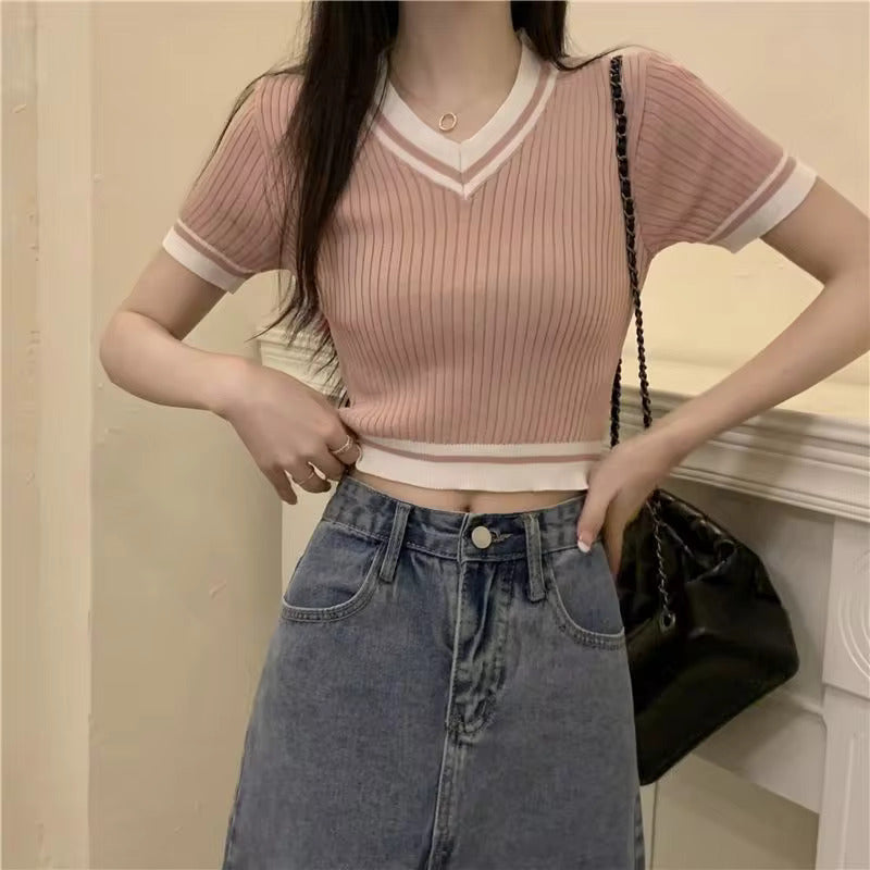 Knitted V-neck Crop Top