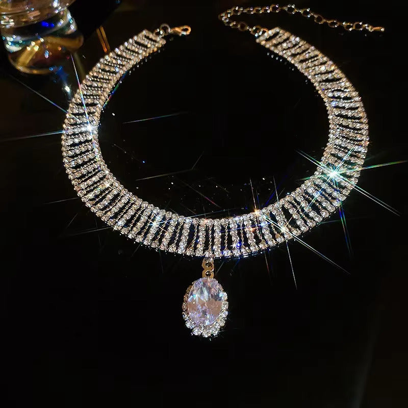 Diamond Encrusted Choker Necklace - Fashionnsio